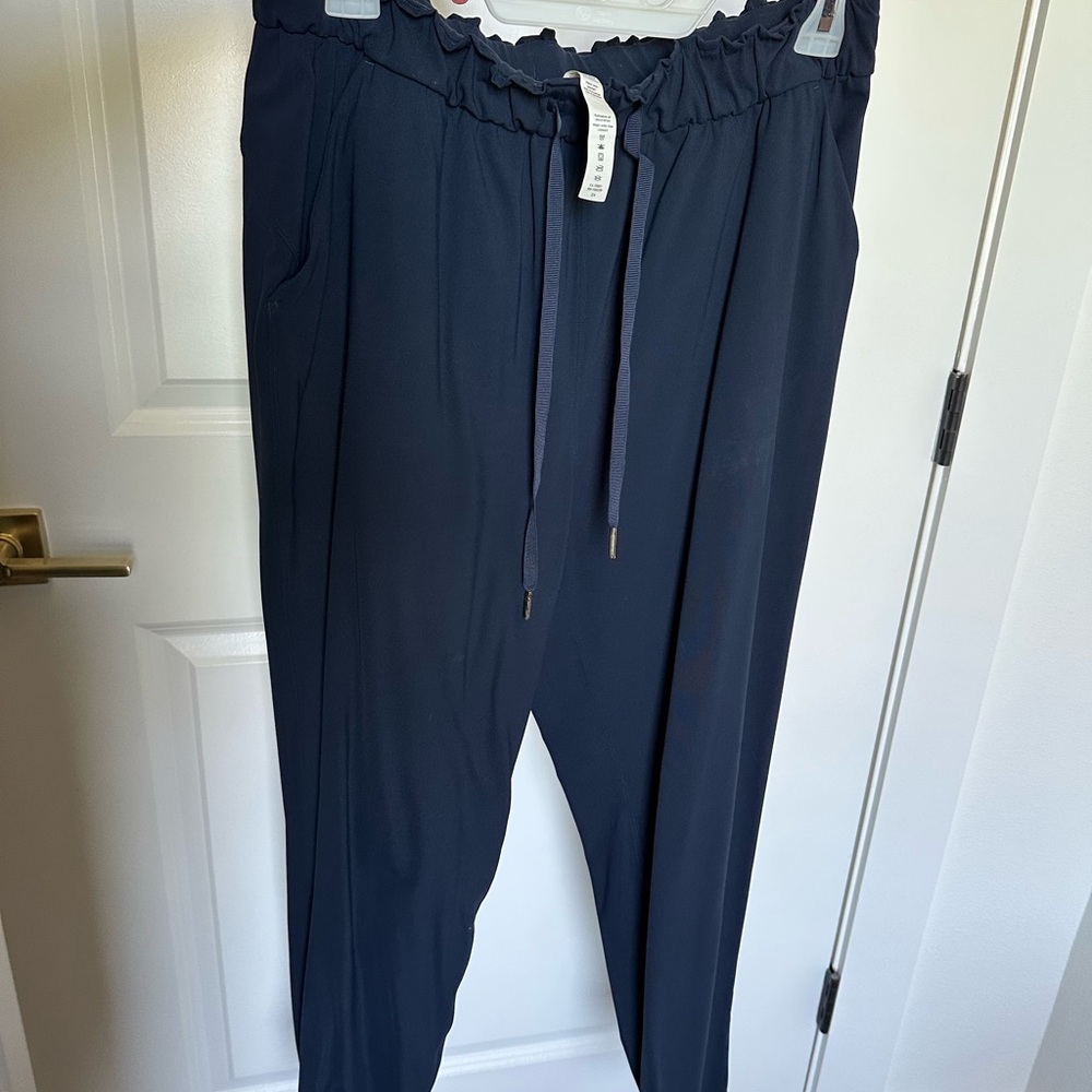 Lululemon pants